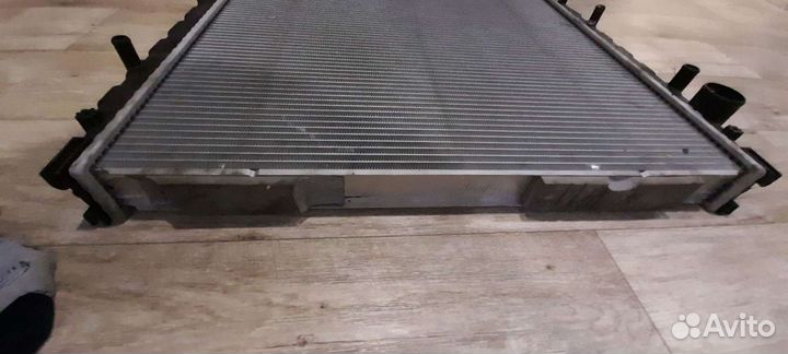 Радиатор охлаждения Ман Командор