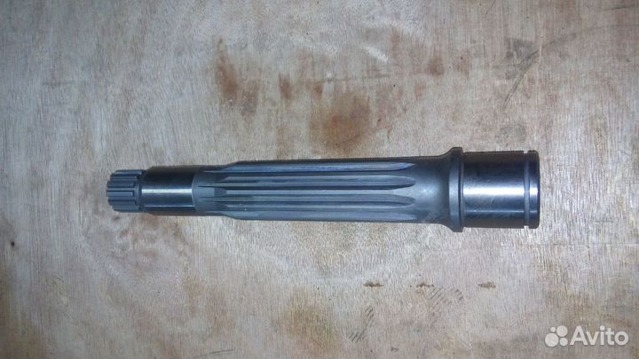 Вал ведомый HPV132(PC300-6)