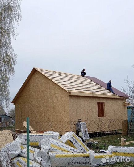 Бригада строителей