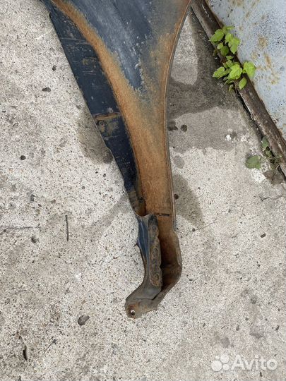 Левое крыло LADA kalina