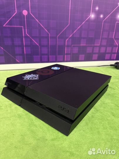 Sony PlayStation 4 Slim 1TB Limited Edition