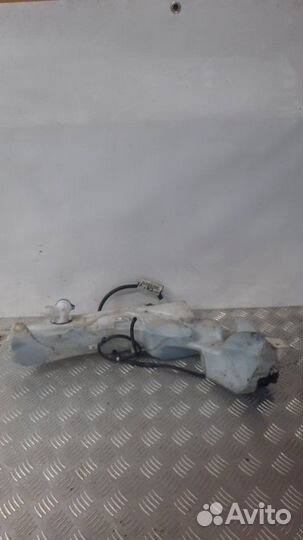 Бачок омывателя Ford Focus универсал 1.6 2005