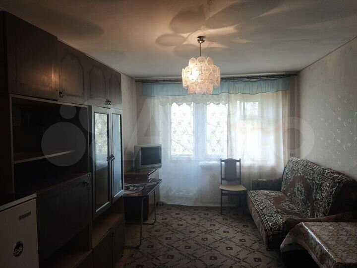 Комната 17 м² в 5-к., 3/5 эт.