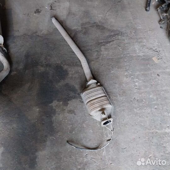 Приемная труба audi 100 c3 2.3