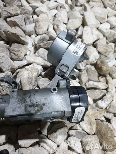 Замок зажигания Шевроле Авео Т300