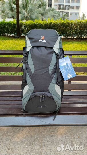 Туристический рюкзак Deuter Futura Pro 42 black