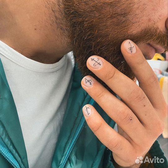 Модель на ногти для саревнований