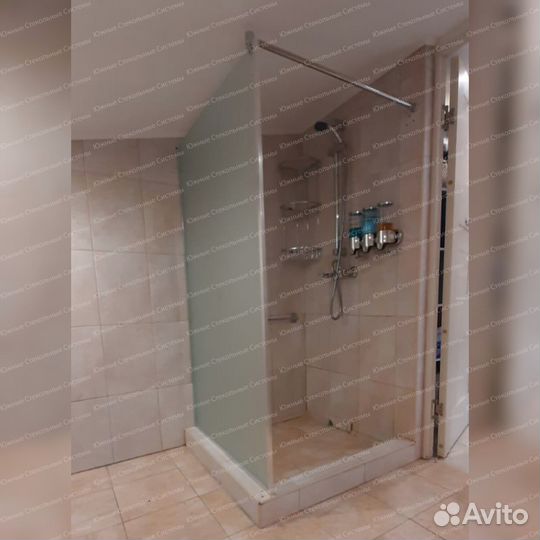 Душевая стеклянная шторка ширма