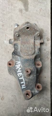 Кронштейн двигателя Chevrolet Lacetti