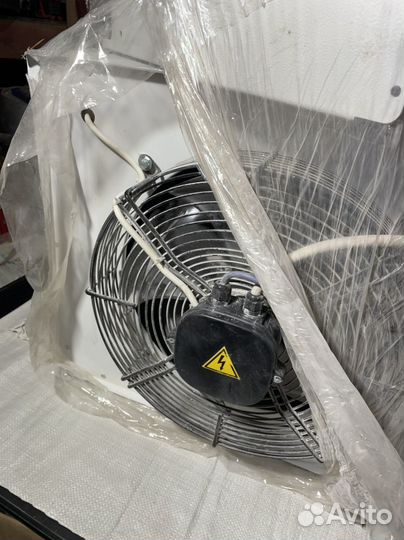 Водяной тепловентилятор кэв-49Т3,5W2