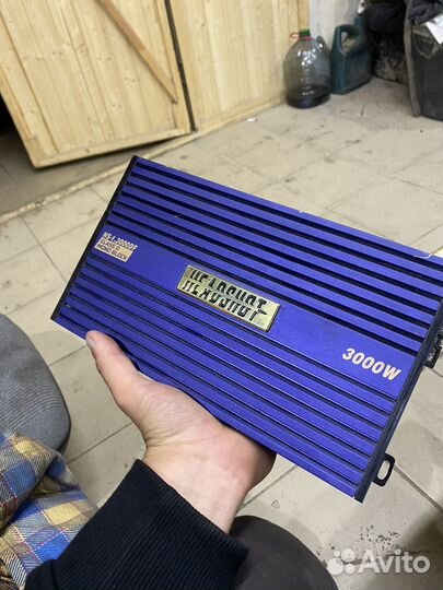 Усилитель (моноблок) на сабвуфер