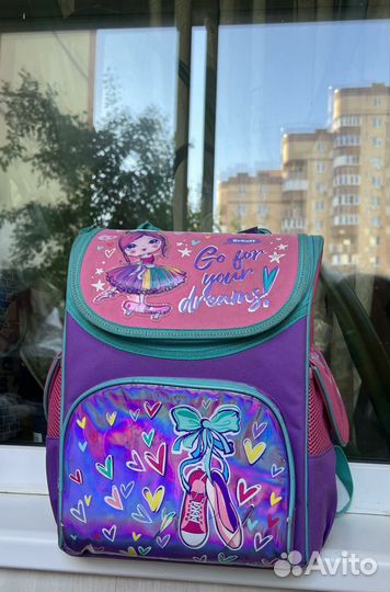 Рюкзак школьный