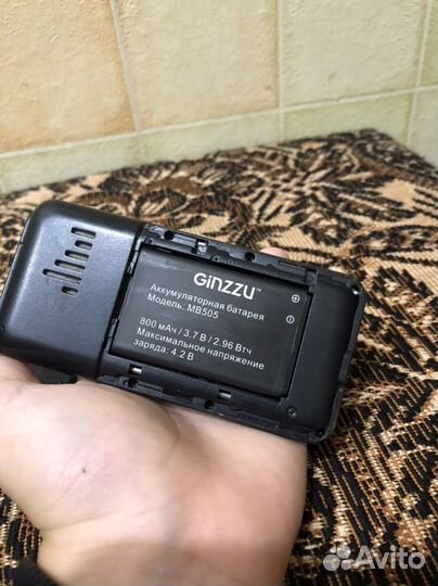 Телефон Ginzzu MB505