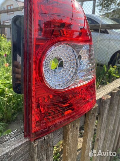 Задние фонари приора