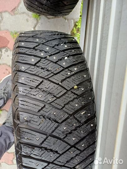 Goodyear Ultragrip Ice Arctic 205/55 R16 97T