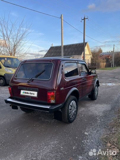 LADA 4x4 (Нива) 1.7 МТ, 2011, 145 000 км