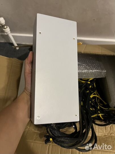 Блок питания lianli 2500 Вт