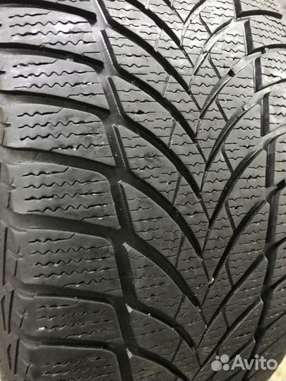 Goodyear UltraGrip Ice 2 215/45 R17