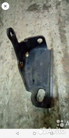 Скоба буксировочная правая Toyota Camry 40 2AZ-FE