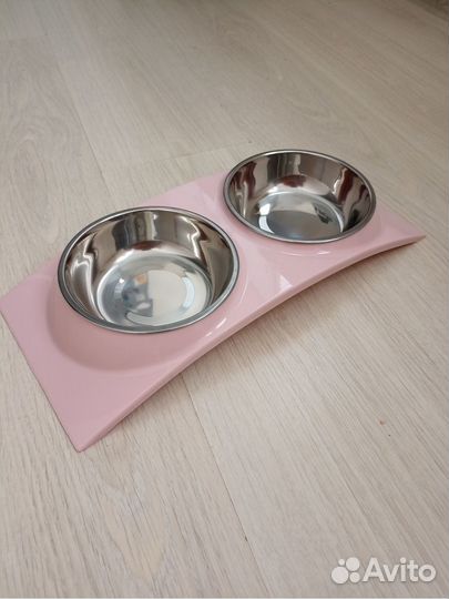 Миска для кошек и собак