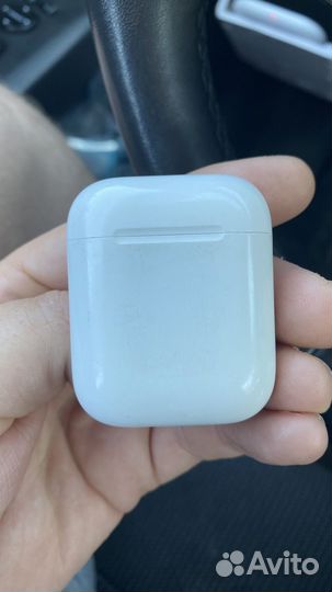 Беспроводные наушники apple airpods 1