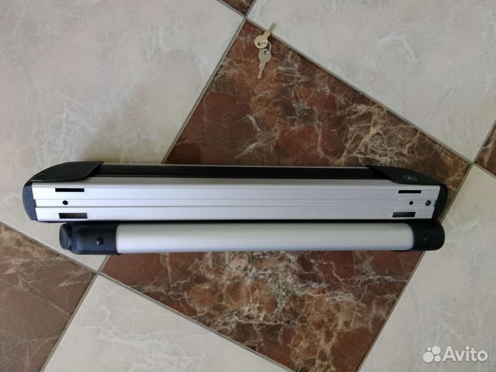 Крепление для перевозки лыж и сноубордов