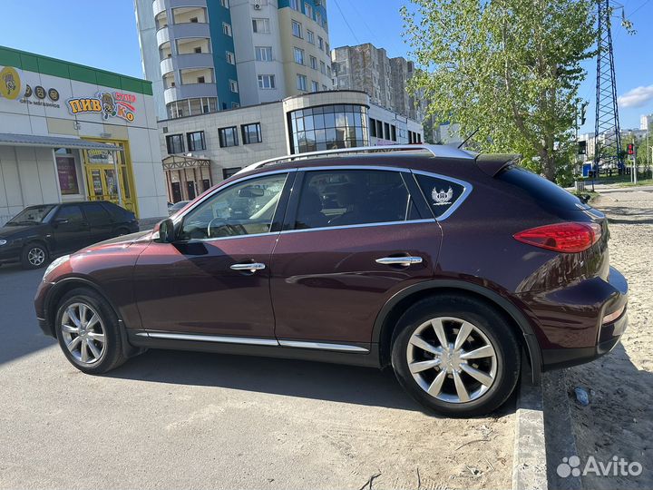 Infiniti QX50 2.5 AT, 2016, 131 000 км