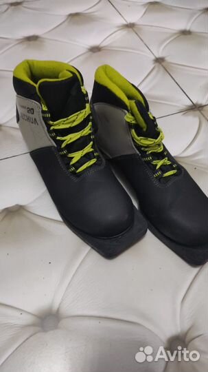 Лыжные ботинки 38 размер (25 см)