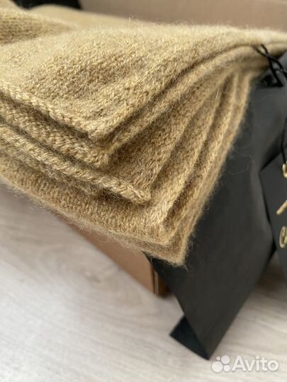 Шарфы и палантины