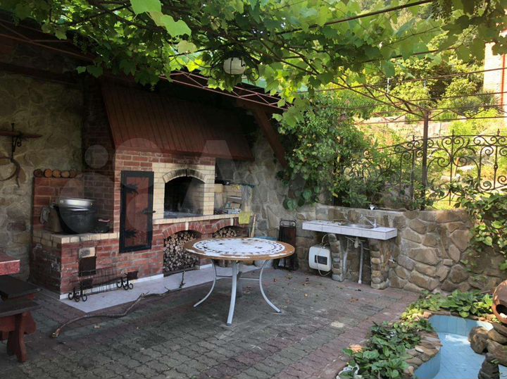 Дом 300 м² на участке 30 сот.