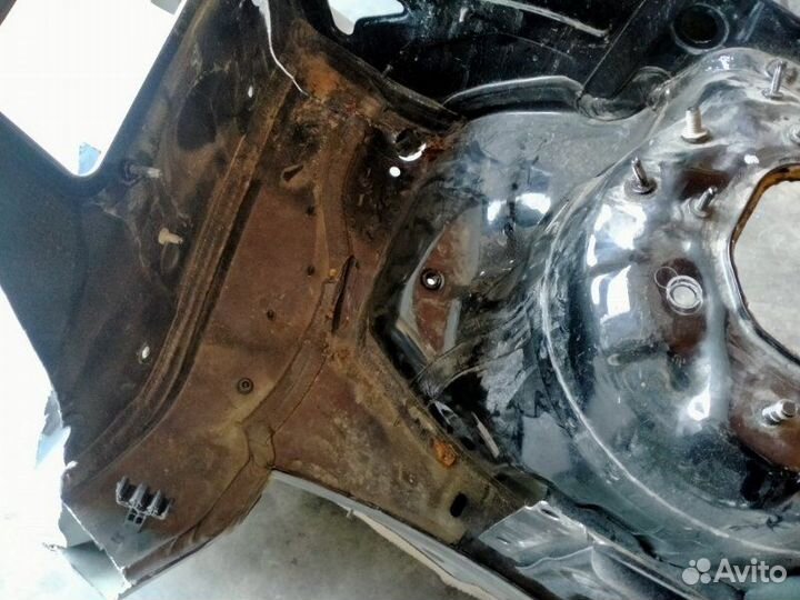 Лонжерон передний левый Mercedes-Benz 212.054 E