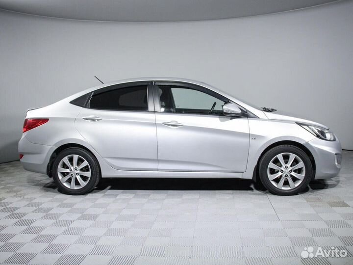 Hyundai Solaris 1.6 AT, 2011, 72 389 км
