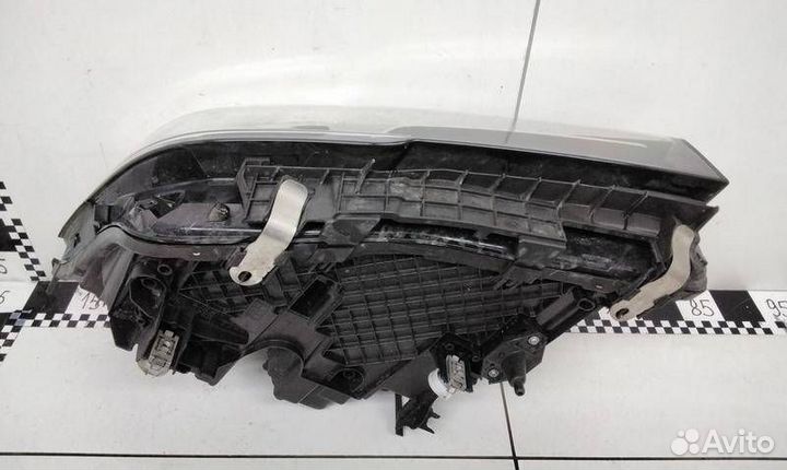 Фара правая BMW 5-Series/M5