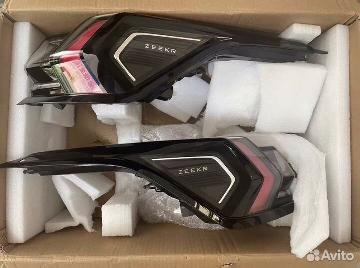 Задние фонари zeekr 001