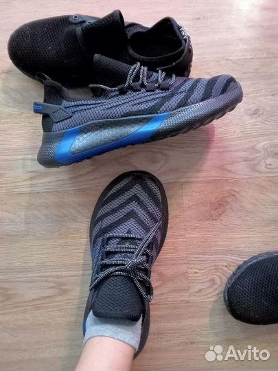 Рабочие кроссовки