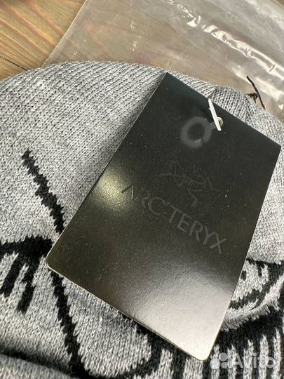 Шапка arcteryx зимняя