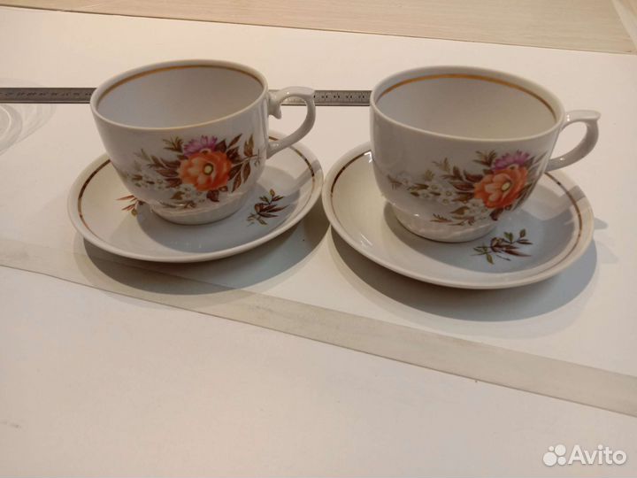 Фарфоровые чашки Дулëво