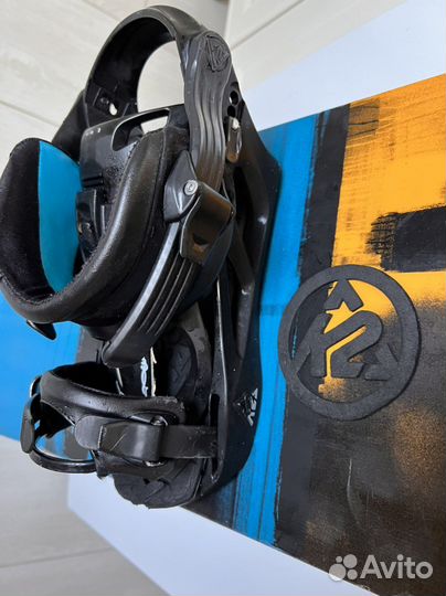 Сноуборд с креплениями K2