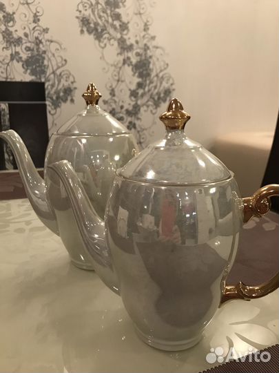 Чайник фарфоровый