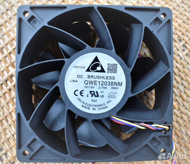 Кулер Delta для асиков 120*120*38 12V. 2.7 A