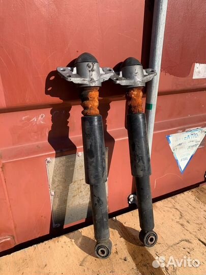 Амортизатор задний Volkswagen Passat B6 B7