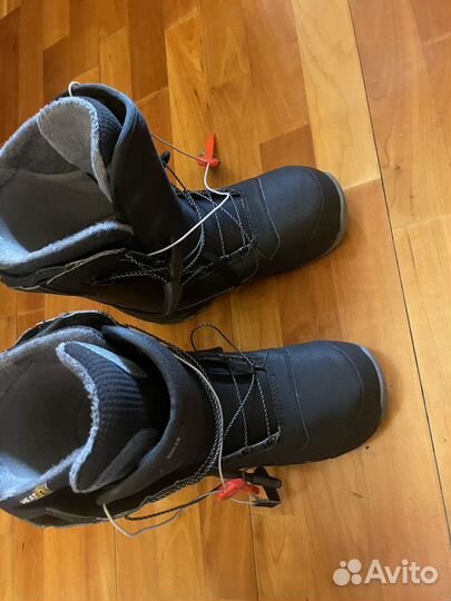 Ботинки для сноуборда burton (27.5 см) размер 9,5