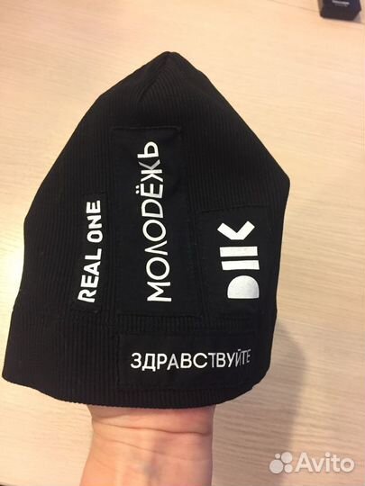 Новая шапка на малыша DNK