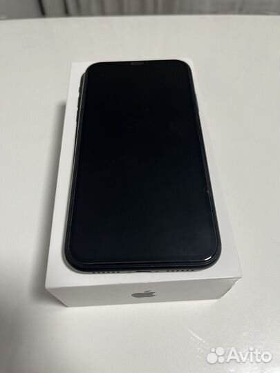 iPhone Xr, 64 ГБ