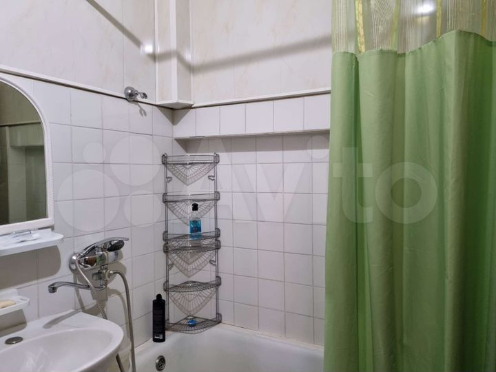 2-к. квартира, 68 м², 2/5 эт.