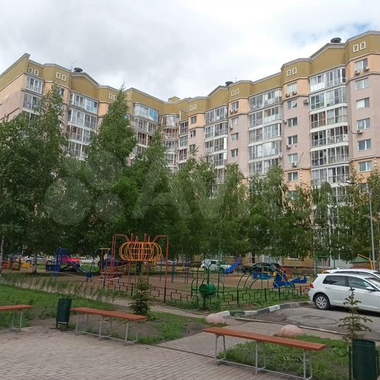 Машиноместо, 14 м²