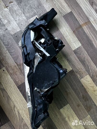 Фары на toyota camry 50