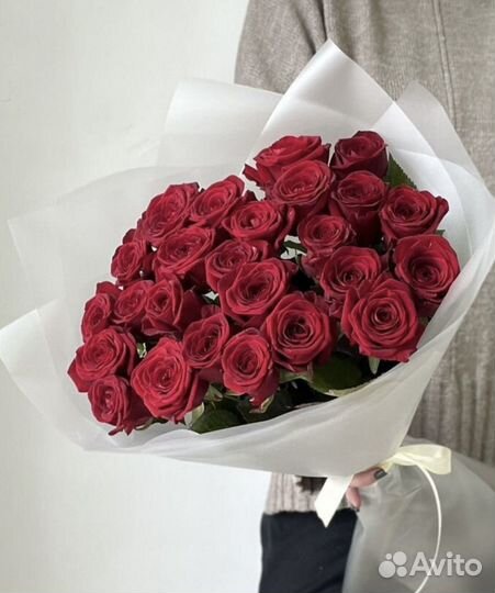 Букет 15 роз/красные розы/цветы