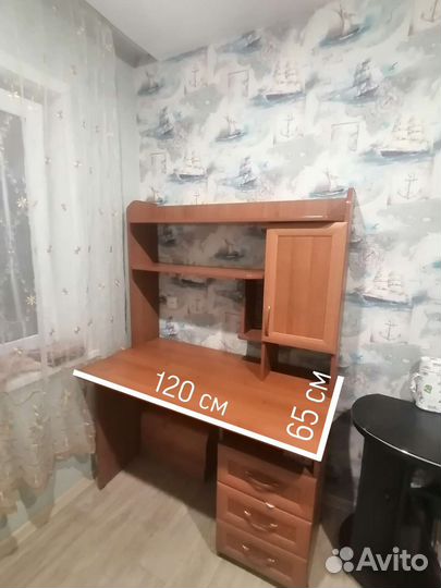 Компьютерный стол