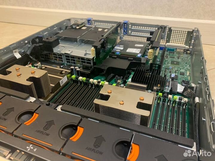 Сервер Dell R730xd 12LFF 2x E5-2698v4 16GB